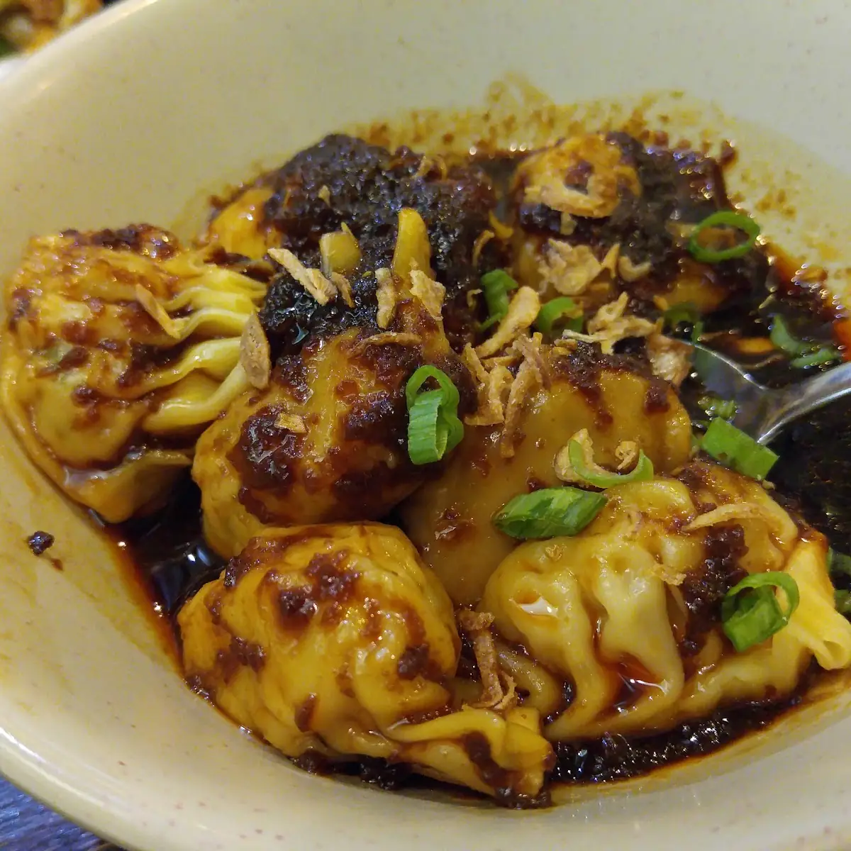 szechuan style wonton 红油抄手